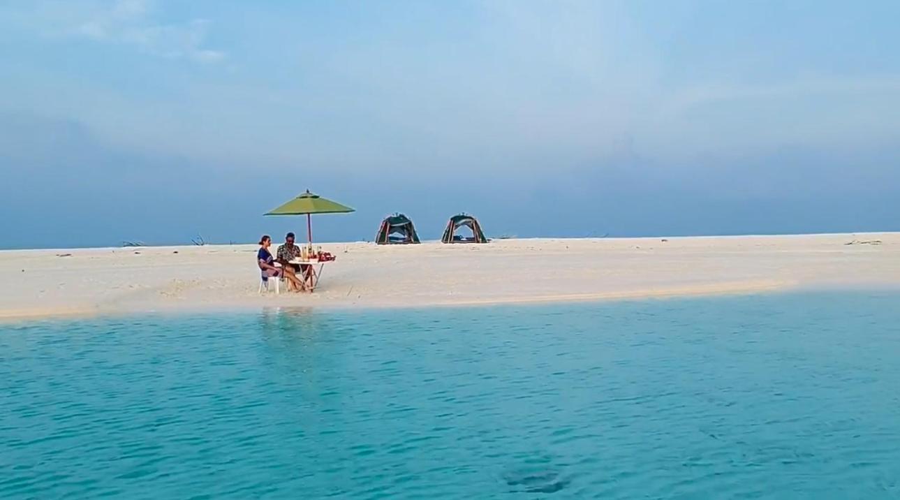 Hotel Hudhuvelimaldives Omadhoo Exterior foto